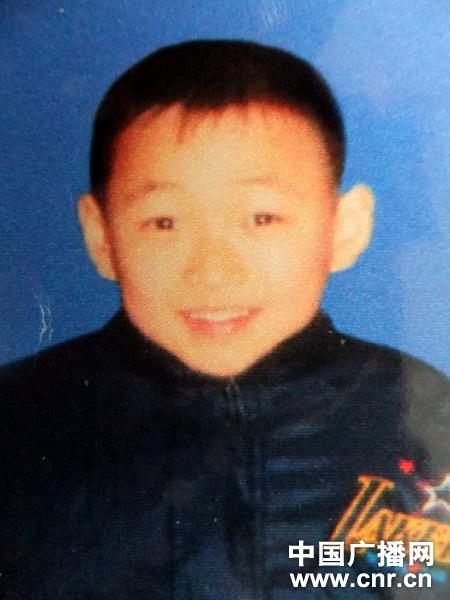 陈庆霞走失的儿子宋吉德小时候的照片