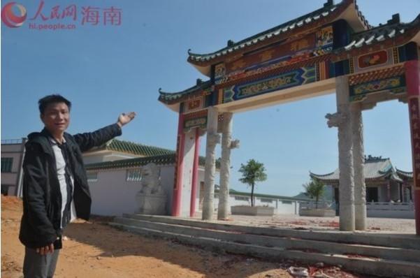 海南陵水村庄680万元建村庙 称经县领导默许（组图）