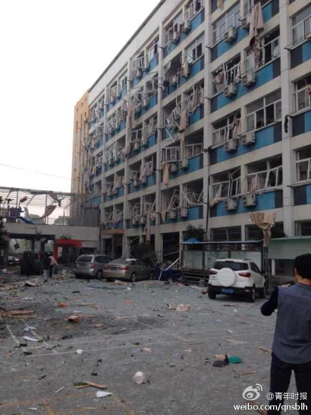 杭州一学生宿舍附近凌晨3点发生爆炸 13学生受伤（组图）