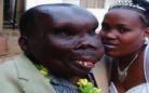 乌干达最丑男人已生8个孩子 “靠脸吃饭”前妻偷情捉奸在床