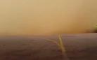 沙尘暴吞没机场引发大混乱 百米高沙尘暴吞没约旦首都机场