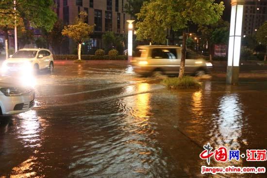 江苏省滨海县遭遇多年来最强暴雨袭击