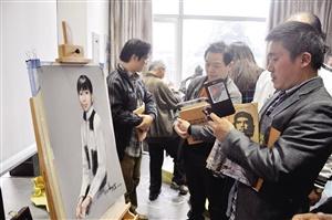吴江：近百名美术教师参加专题培训 欣赏粉画与大师面对面
