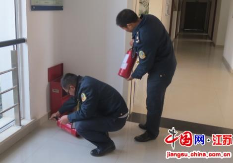 230省道吴江收费站冬季消防安全突出宣 查 练