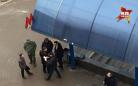 一身穿黑色长袍手持小孩人头的女子在莫斯科被捕