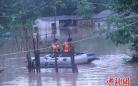 武汉新洲遭遇强降雨 10余亩养殖场被淹