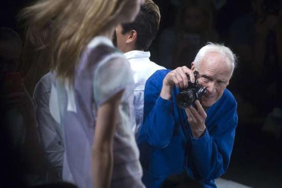 《纽约时报》传奇摄影师逝世被赞“时尚编年史”