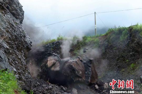 五峰县人口_永康人再看过来,2018方岩庙会后天开幕,方岩新十景等你一票