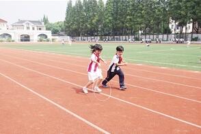 吴江芦墟实验小学学生： 每年学一个传统体育项目