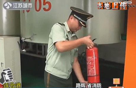 连云港消防支队执法人员排查消防隐患 确保节日安全