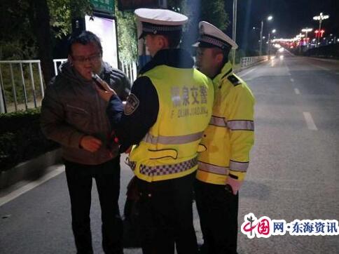 福泉交警联合多部门 有效震慑酒后驾驶违法行为