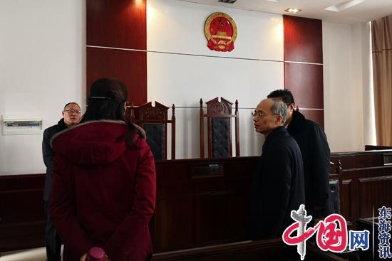 江苏省法院党组成员、审委会专职委员谢国伟到兴化市走访全国人大代表