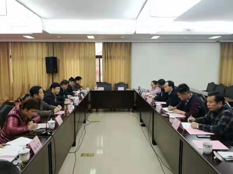 苍梧县领导率团到自治区供销社和碧桂园广西总部