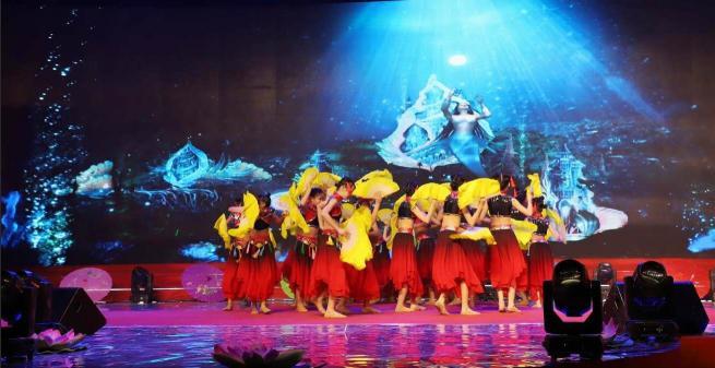 新蕾青少年文化宫舞蹈节目荣获“表演金奖”