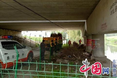 靖江公路站清理整治桥下空间巩固五项行动成果
