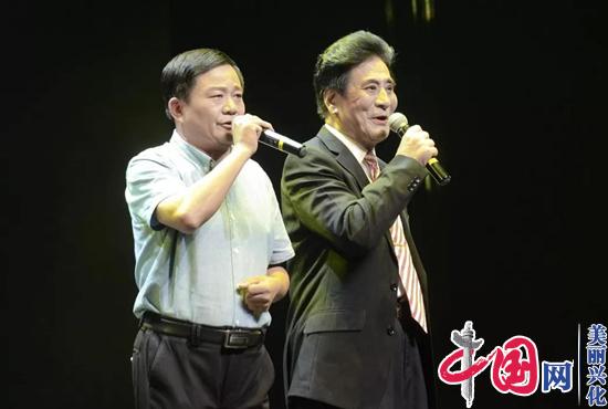 兴化市兴东镇举办文化戏曲活动喜迎一国际劳动节