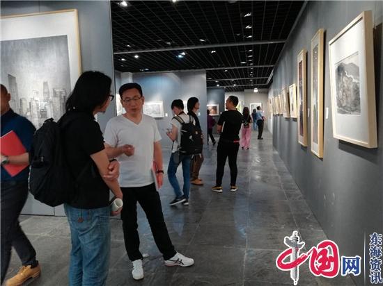 南京市艺术基金2018年度资助项目《南京改革开放建设成就美术作品展》开幕