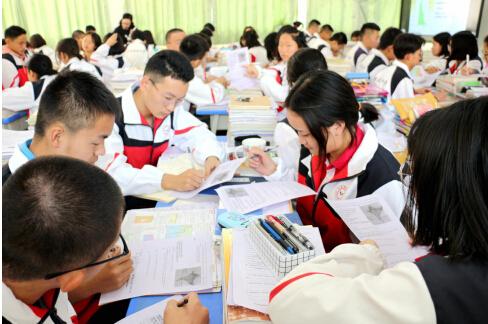 一本上线762人，云南省建水实验中学高考创佳绩