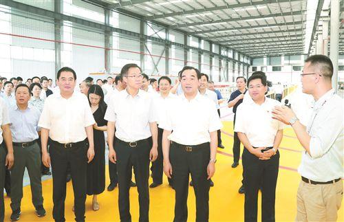 徐州重大产业项目观摩点评会举行 不断掀起建设新高潮