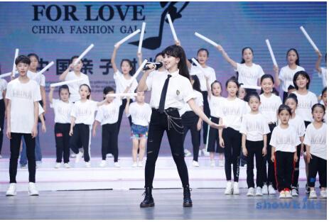 宋思雨：为爱发声，助力中国首席少儿模特大赛