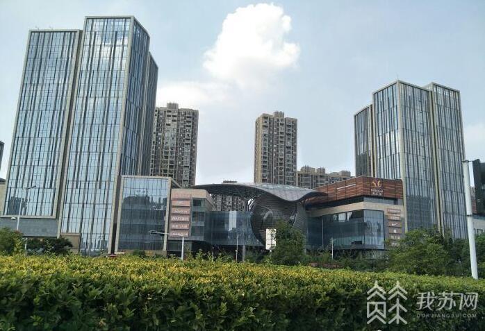 南京六合数百套“办公楼”变“公寓” 监管为何“失明”？