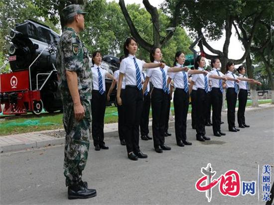 图说美丽新南京：巾帼不让须眉 南京动车将迎来首批女司机