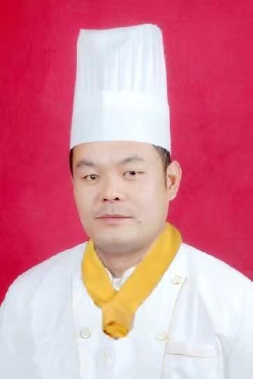 抚州厨师杨龙平获全国烹饪大赛金奖