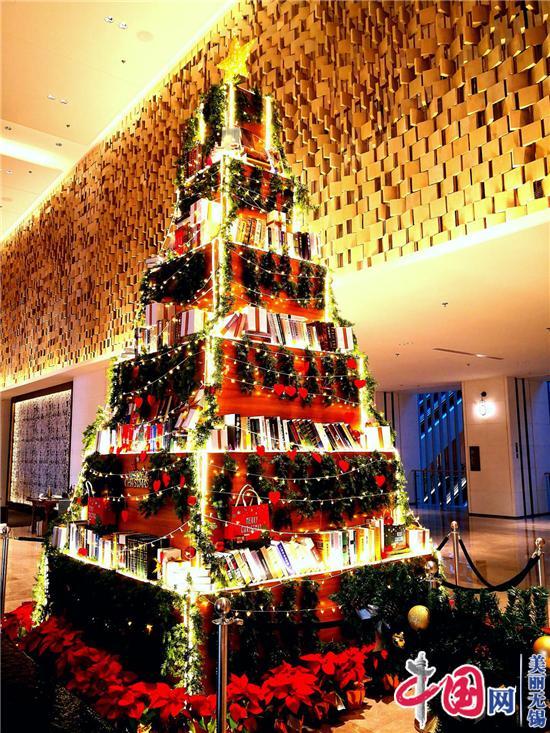 无锡鲁能万豪酒店借圣诞点灯宣传环保理念