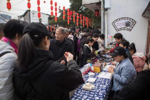 第七届昆阳镇鸣山民俗文化节暨平阳“五个鲜”首届年货节圆满落幕