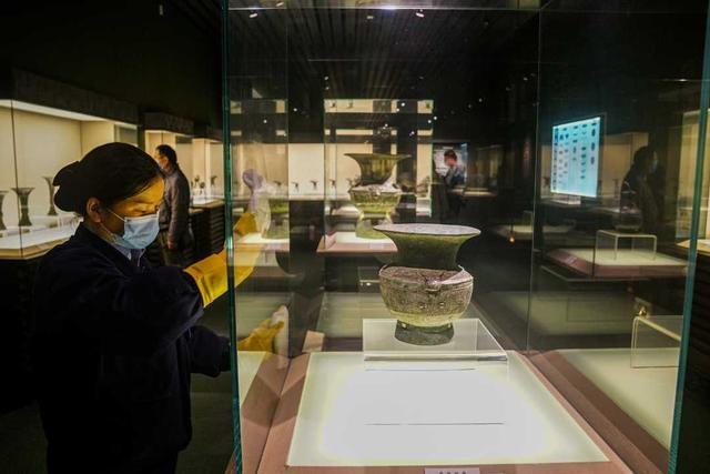 上海博物馆恢复开放 网络实名预约参观