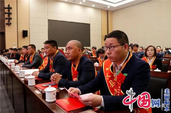 响水县召开庆祝“五一”国际劳动节暨县劳动模范表彰大会
