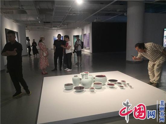“联合构筑”当代艺术展览在苏州金鸡湖美术馆开幕