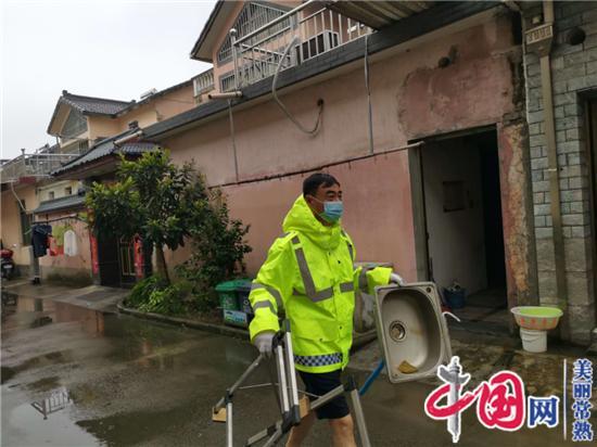 满腔热血谱写奉献之歌——记常熟市东南街道综合执法局副局长陆瑜