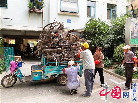 南京桃园居社区：升级小区卫生环境 共建和谐美丽家园