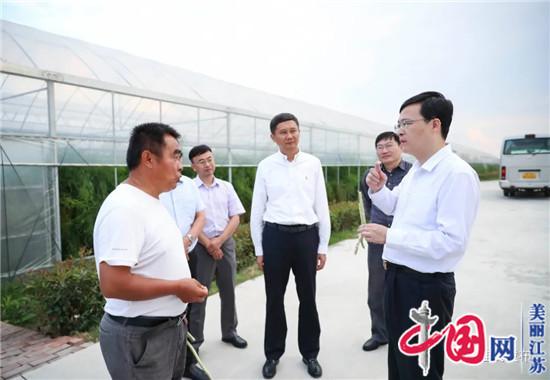 陈市长赴涟水开展“一线三包”活动并调研农房改善工作