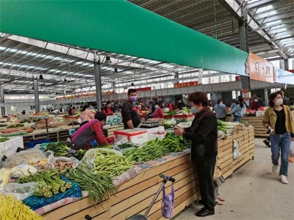 山东青岛高新区首家农贸市场开业 宜居环境建设再提升