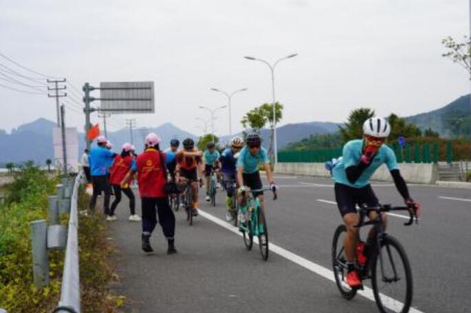 浙江大湾区自行车公开赛象山站落幕，志愿服务成赛事别样风景