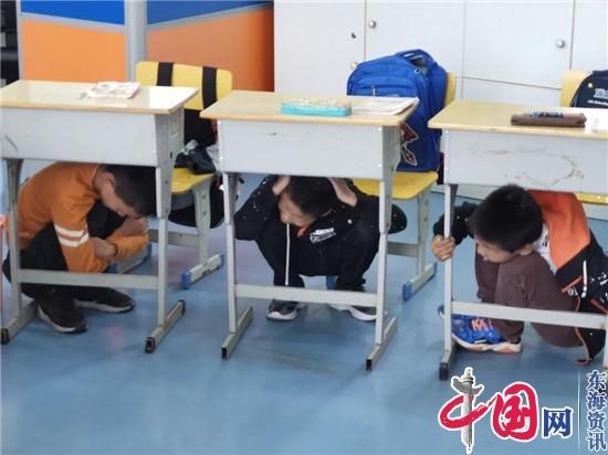 兴化市特殊教育学校开展地震应急疏散演练