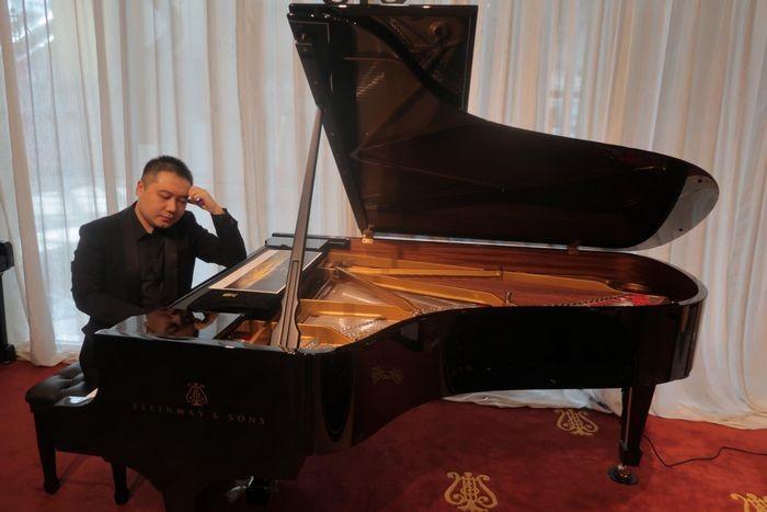 “音乐是我永远的快乐”- 专访旅俄青年钢琴家周艳阳
