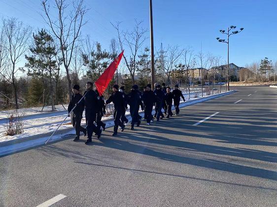 延边边境管理支队二道边境检查站喜迎首个“中国人民警察节”