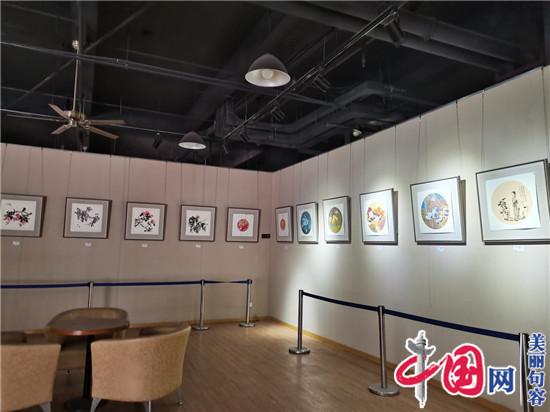 “美丽句容”首届风情写生创作展在市美术馆开幕