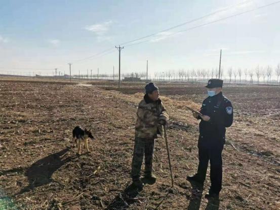 新立屯车站派出所党支部聚焦队伍建设全面提升沿线民警工作能力