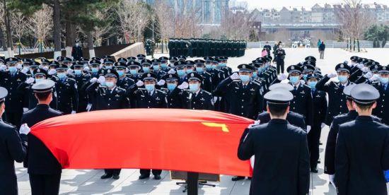 关东铁警党史学习教育走“新”更入“心”！