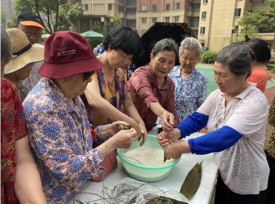 粽叶飘香迎端午垃圾分类我先行