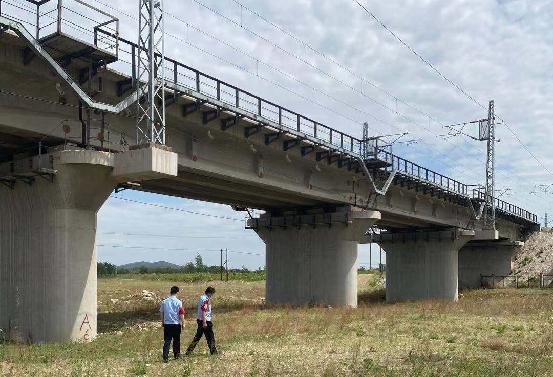 扎实开展巡防管控 确保沿线治安稳定