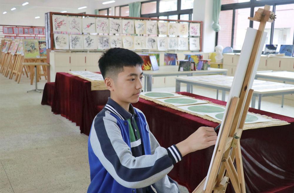 传承红色基因――重庆星辰中学将红色文化融入课堂