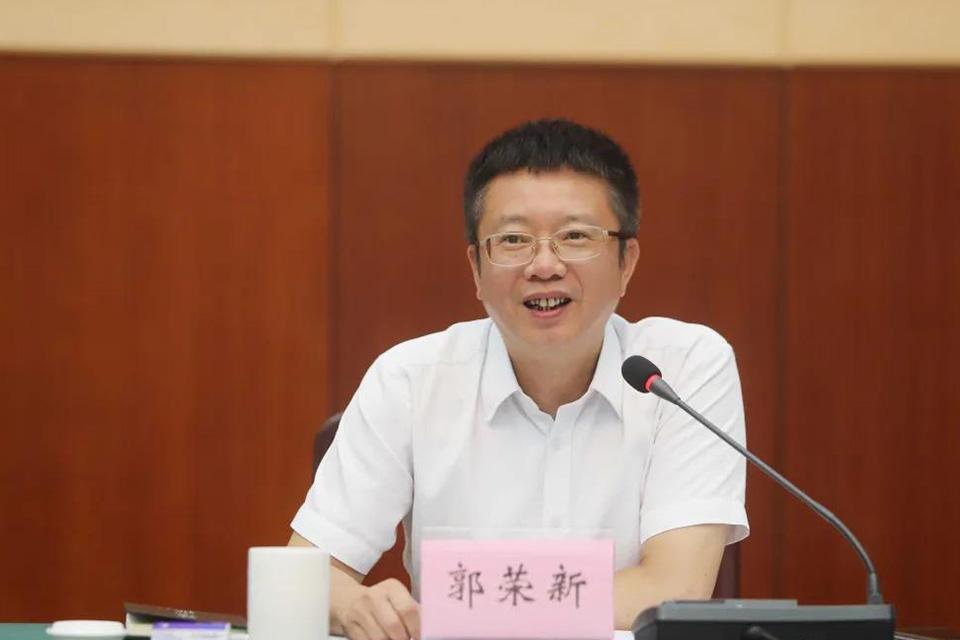 东莞高埗举行庆祝2021年教师节暨大学生欢送座谈会