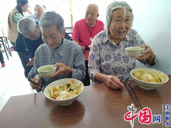 “雨花”情暖灌河岸边 惜福感恩社会家庭