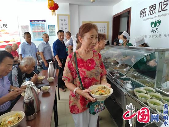 “雨花”情暖灌河岸边 惜福感恩社会家庭