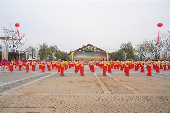 江苏省第八届农民体育节在宿迁洋河新区开幕